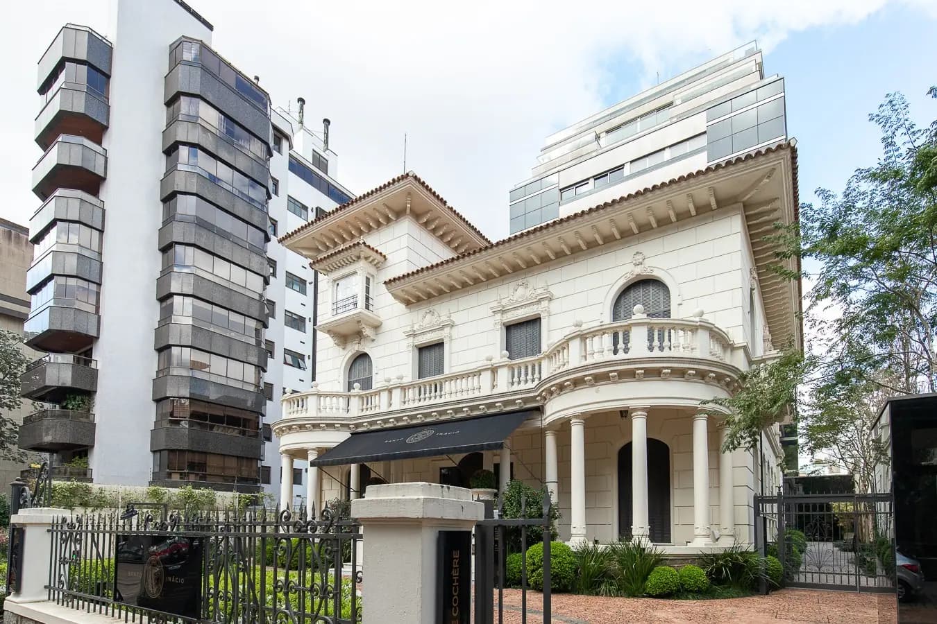 Paço Santo Inácio em Moinhos de Vento